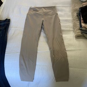 Lululemon 25’ grey leggings